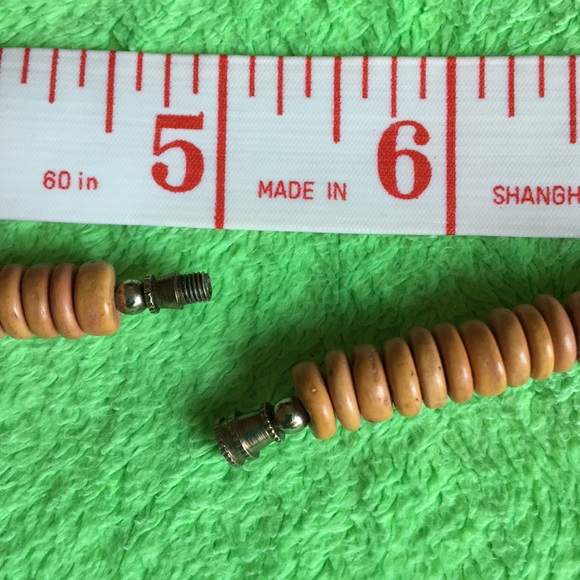 Wood necklace - Picture 7 of 8